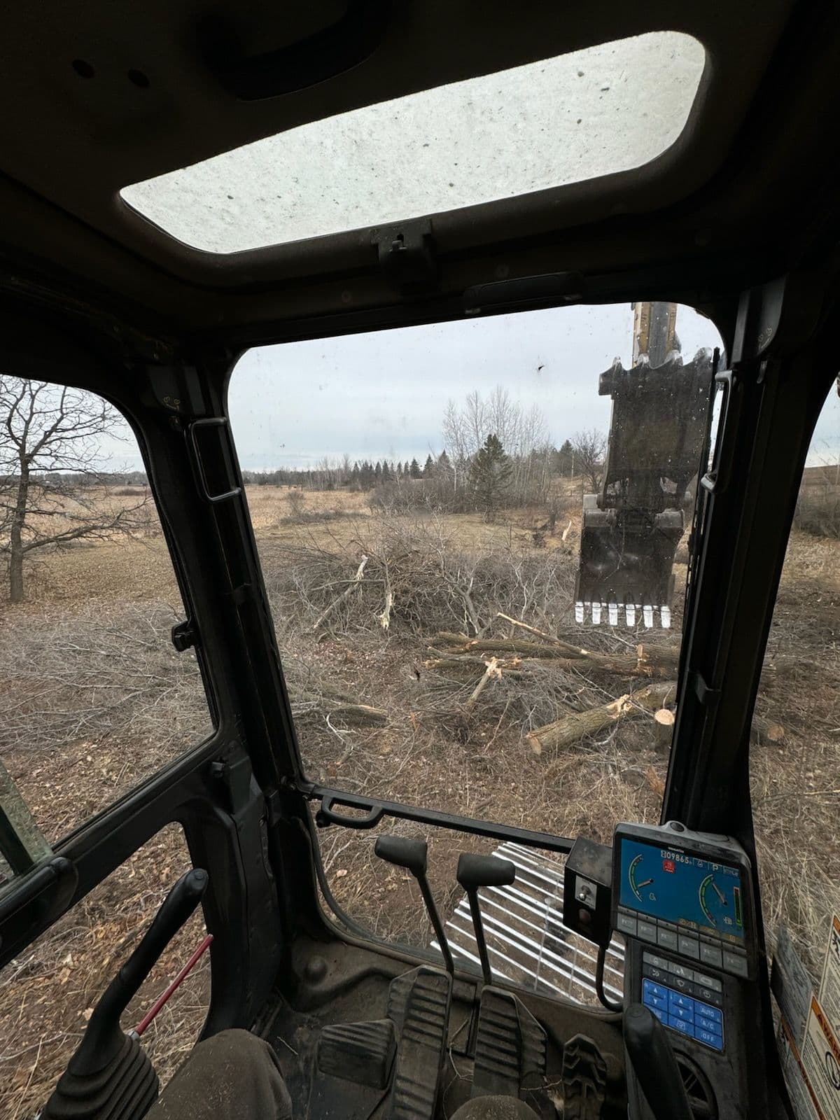 Project Taking Land Clearing to New Heights with Top Equipment image